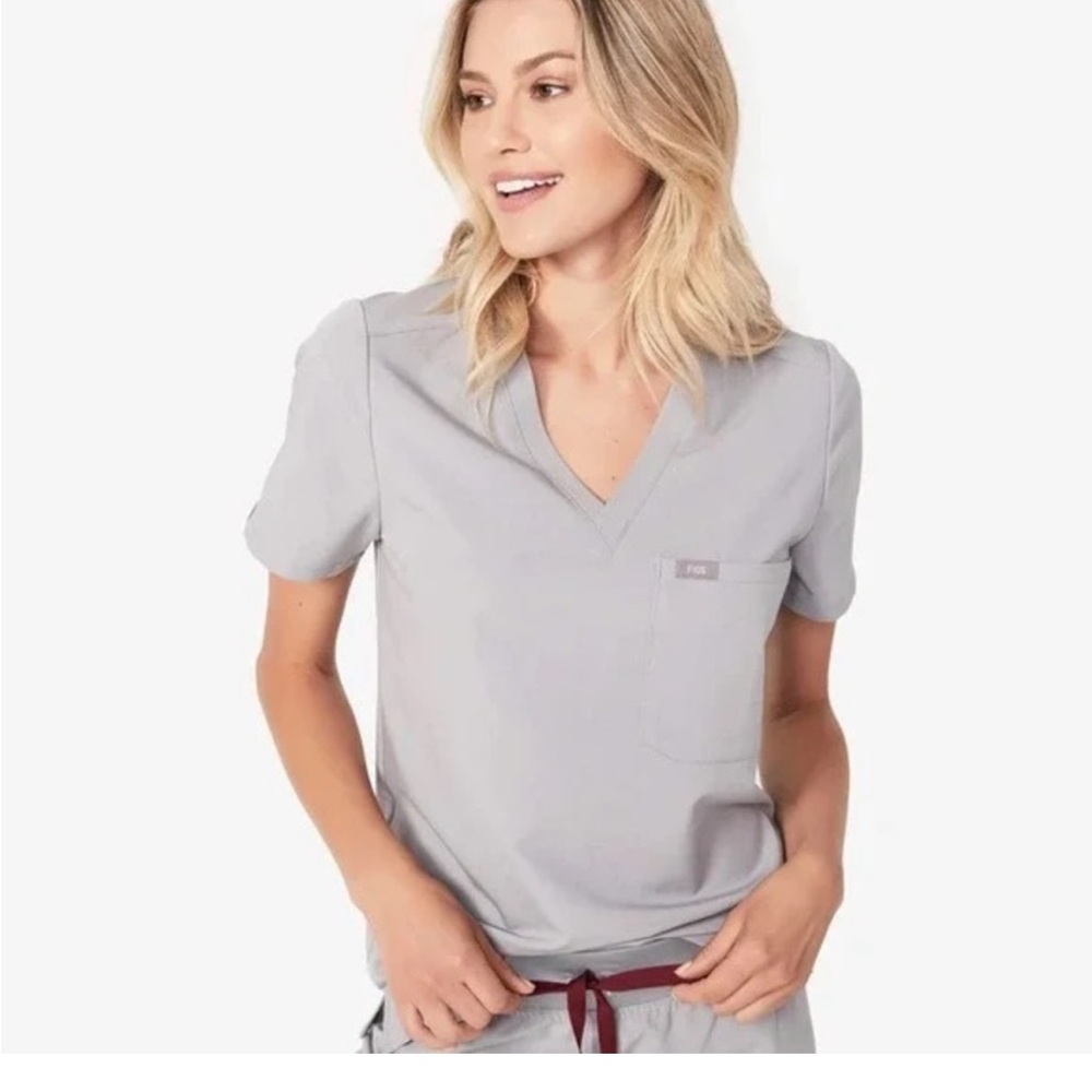 Figs Catarina One Pocket Scrub Top—Cement